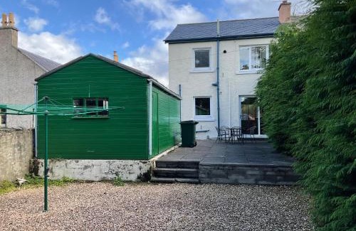 South Galson Apartment | 3 Bedroom Culduthel House Free Parking