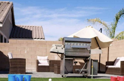 North Las Vegas House | 3 BEDROOM DESERT OASIS