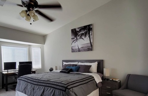 North Las Vegas House | 3 BEDROOM DESERT OASIS