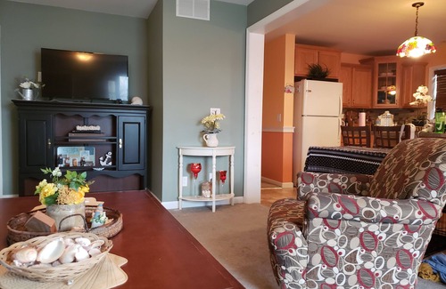 Villas House | 3 bedroom down the street from the Bay