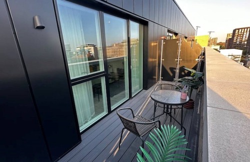 Newham Apartment | 3 Bedroom Duplex Penthouse with Parking