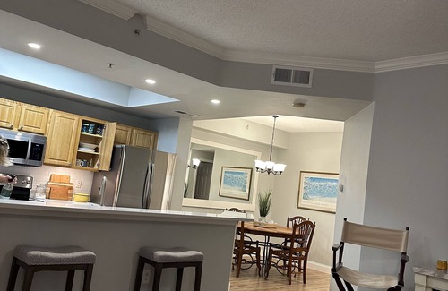 Braden River Condo | 3-bedroom, first floor condo just a short walk to Mall at University Town Center