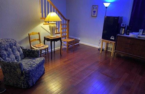 Port Matilda House | 3 bedroom getaway located 10 minutes from Penn State & Beaver Stadium