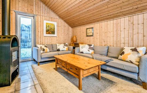 Muritz Apartment | 3 Bedroom Gorgeous Apartment In Rechlin