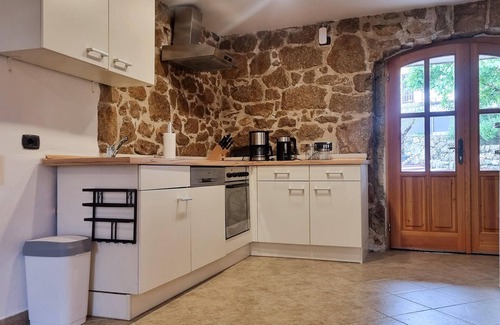 Gabonjin House | 3 bedroom gorgeous home in Gabonjin