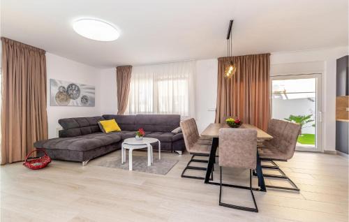Linardici House | 3 Bedroom Gorgeous Home In Linardici