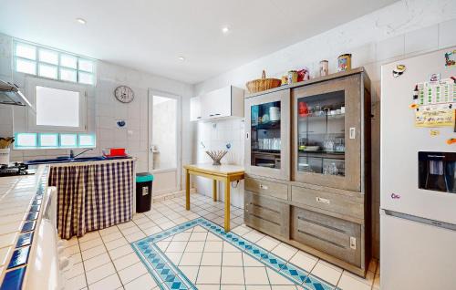 Pontaillac House | 3 Bedroom Gorgeous Home In Royan