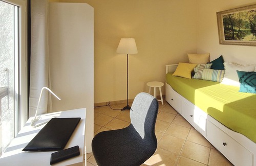 Laroque-des-Alberes House | 3 bedroom holiday home Mountains & Sea: 2-7 pers., great view, pool, tennis