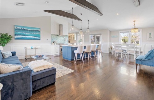 East Quogue House | 3-bedroom Hampton’s Waterfront home with heated pool and private beach