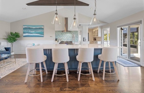 East Quogue House | 3-bedroom Hampton’s Waterfront home with heated pool and private beach