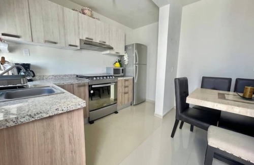 La Paz House | 3 Bedroom Home with Pool