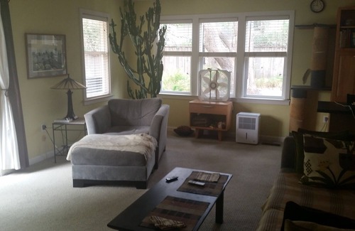 Scotts Valley House | 3 bedroom home, 5 miles from Santa Cruz beaches.