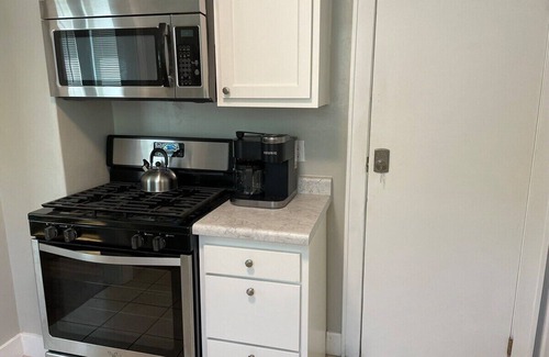 University Heights House | 3 Bedroom home near UNM, Nob Hill, and downtown