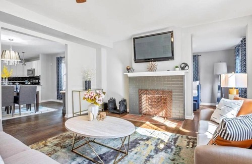 Atlanta House | 3 Bedroom Home with a Fire Pit and Hot Tub