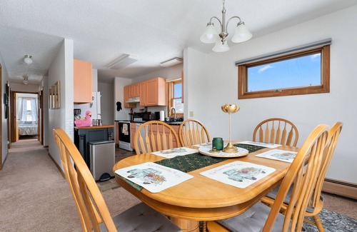Eastern Vermont House | 3 Bedroom Home with Views of Mount Elmore - 20 minutes to Stowe