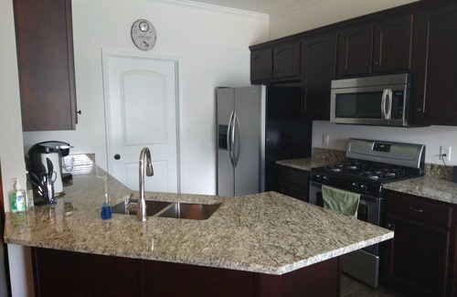 Twelve Oaks House | 3 Bedroom House - 10 Minutes to University of Mississippi Campus