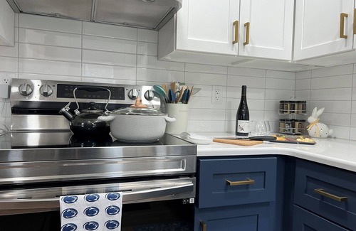 State College House | 3 Bedroom House 3mi to PSU, Parking, Pancakes, Fast WiFi in State College