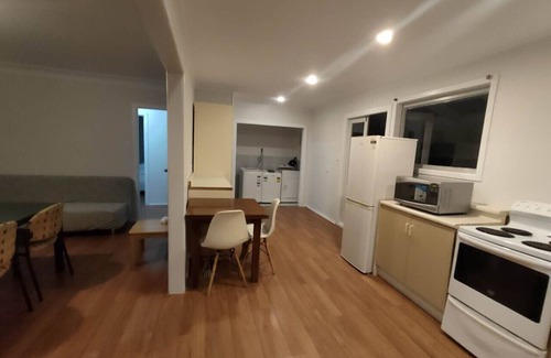 Mount Albert House | 3-Bedroom House - 30 Laurel St