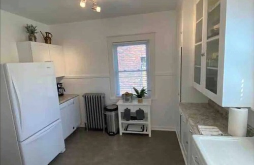 Niagara Falls House | 3-bedroom house 5 min to Falls & park
