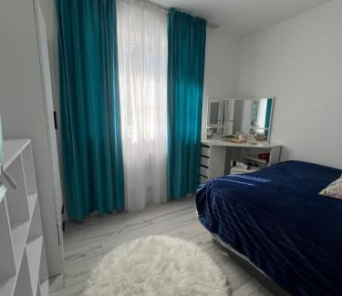 Ford House | 3 Bedroom House Accommodation near Goodwood