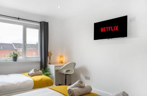 Newcastle-upon-Tyne House | 3 Bedroom House-Free Parking