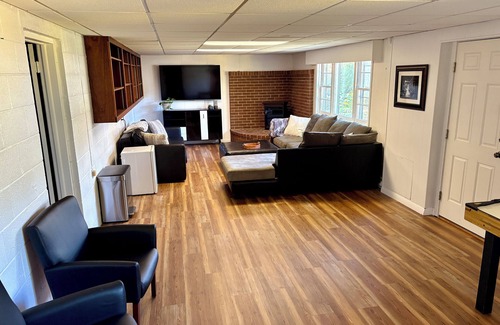 State College House | 3 bedroom house in quiet State College neighborhood, 1 mile to downtown