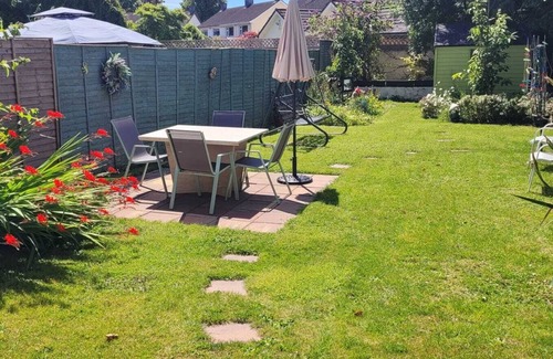 Blanchardstown House | 3-bedroom house in Castleknock close to shops, restaurants and transport