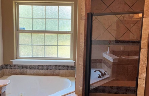 Lufkin House | 3-bedroom house in charming Lufkin with WiFi, AC. Enjoy your stay