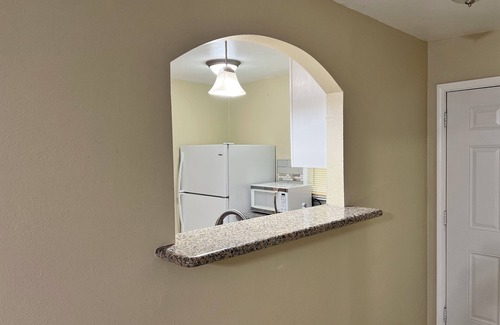 Texas City House | 3-bedroom house in cool La Marque with WiFi, AC