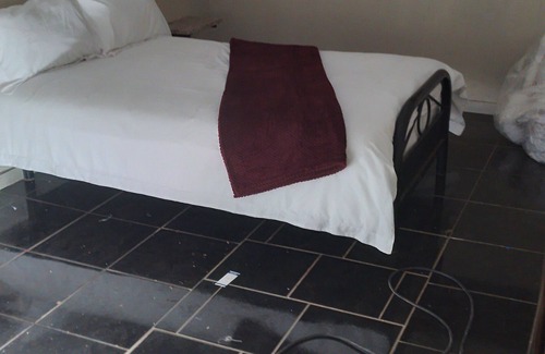 Doonside House | 3-bedroom house in doonside amanzimtoti Kingsburgh with WiFi