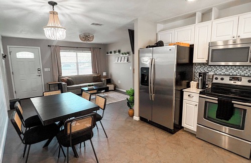 Homosassa House | 3-bedroom house in Homosassa with WiFi, AC. Book now