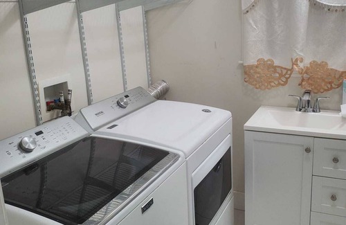 Malden House | 3-bedroom house in Malden with WiFi, 10 minutes from the Casino