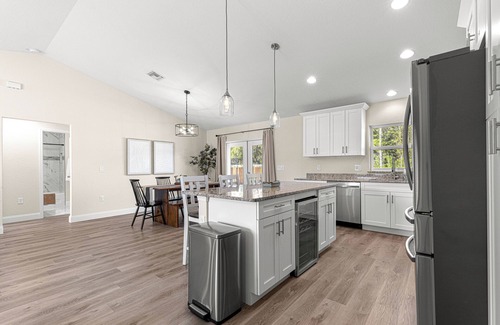 Candler House | 3-Bedroom House in Ocala│Near the Greenway & Silver Springs│Fast Wifi│Bicycles