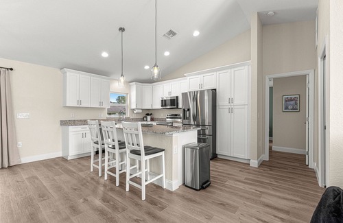 Candler House | 3-Bedroom House in Ocala│Near the Greenway & Silver Springs│Fast Wifi│Bicycles