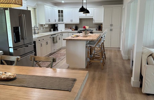 Redding House | 3-bedroom house in peaceful Redding with pool and AC. Enjoy your stay