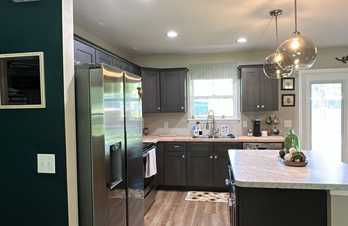 Newberry House | 3-bedroom house in the heart of the “Spring Capital of the world”