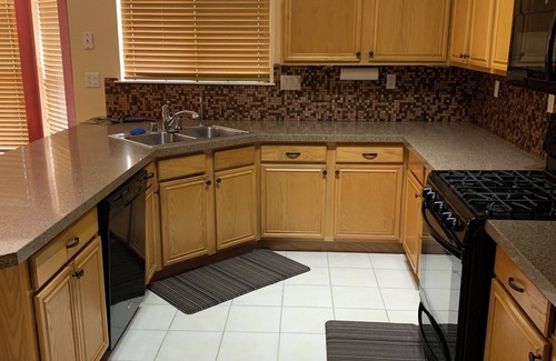 Ventana Ranch House | 3-bedroom house in superb Albuquerque with WiFi, AC