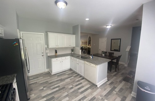 Huntersville House | 3 bedroom house in Huntersville near Charlotte! Family friendly neighborhood!