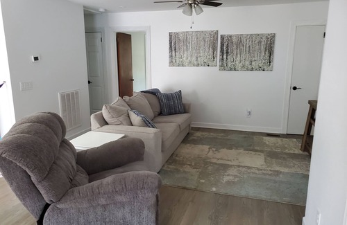 Johns Island House | 3-bedroom house in tranquil Johns Island with AC, WiFi. Enjoy