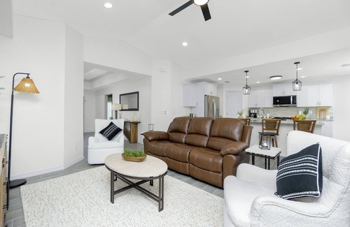 Rotonda Lakes House | 3-bedroom house in tranquil Rotonda West with WiFi, AC. Enjoy relaxation