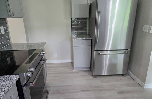 Roselawn Finance House | 3-bedroom house in wonderful Cincinnati with AC, WiFi