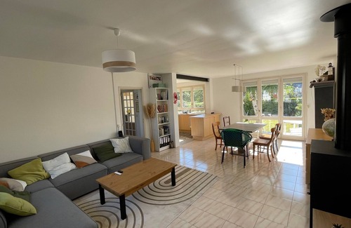 Saint-Ideuc House | 3-bedroom house, south-west sunny garden, beaches and shops on foot(700m)