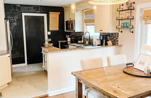Northeast Virginia Beach House | 3-bedroom house in delightful Virginia Beach with WiFi, AC, fitness room