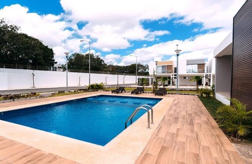 Cancun House | 3 Bedroom House with shared pool in downtown Cancun