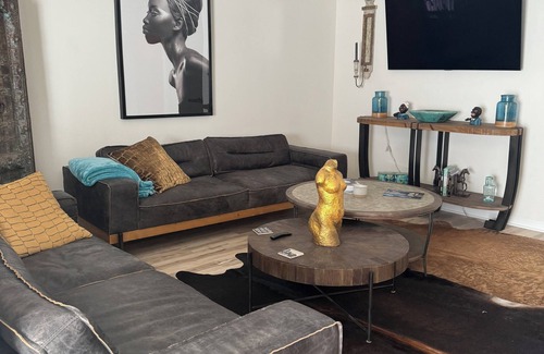 Antioch Condo | 3-bedroom Immaculate remodeled condo in marvelous Brentwood.
