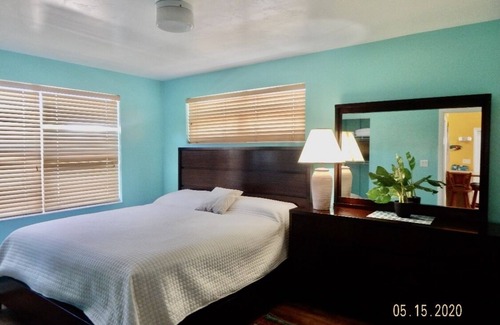 Marathon Villa | 3 Bedroom Island Villa in the heart of the Keys!