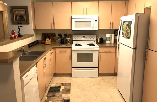 University City Apartment | 3 bedroom La Jolla Oasis !
