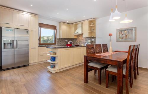 Zurkovo House | 3 Bedroom Lovely Home In Kostrena
