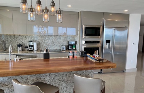 Cancun Resort | 3 bedroom luxury oceanfront penthouse at the stunning garza Blanca Cancun.