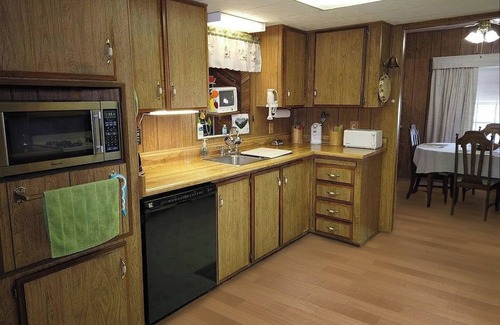 Parker House | 3-bedroom mobile home near the Colorado River